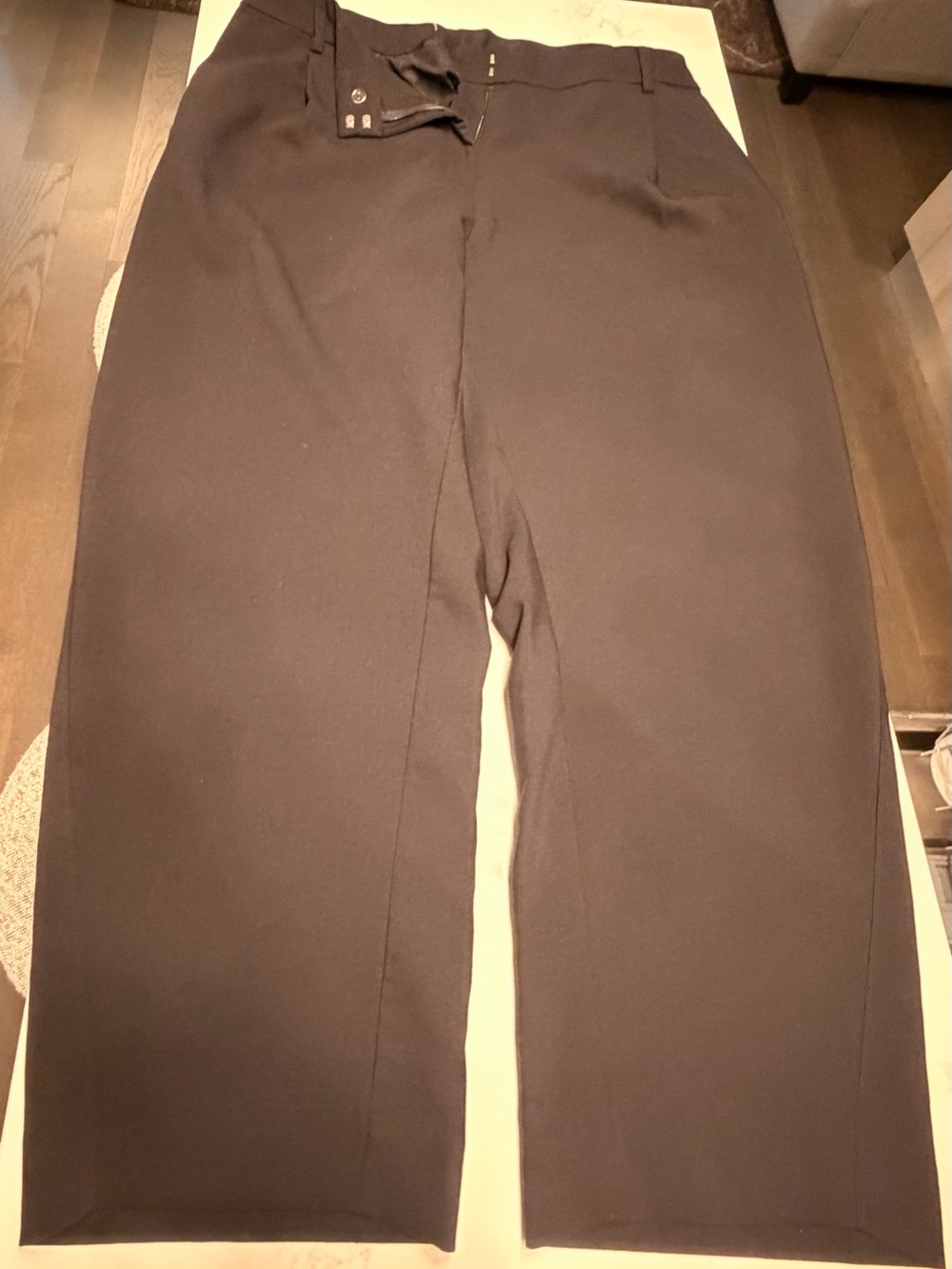 Old Navy Black Barrel-Leg High-Waist Trousers